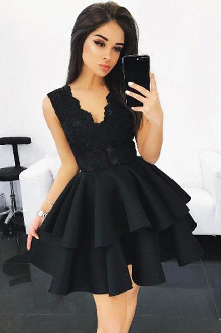 Black Homecoming Dresses,V Neck Homecoming Dress,Lace Homecoming Dress,Ruffles Prom Gown,Short Prom Dress