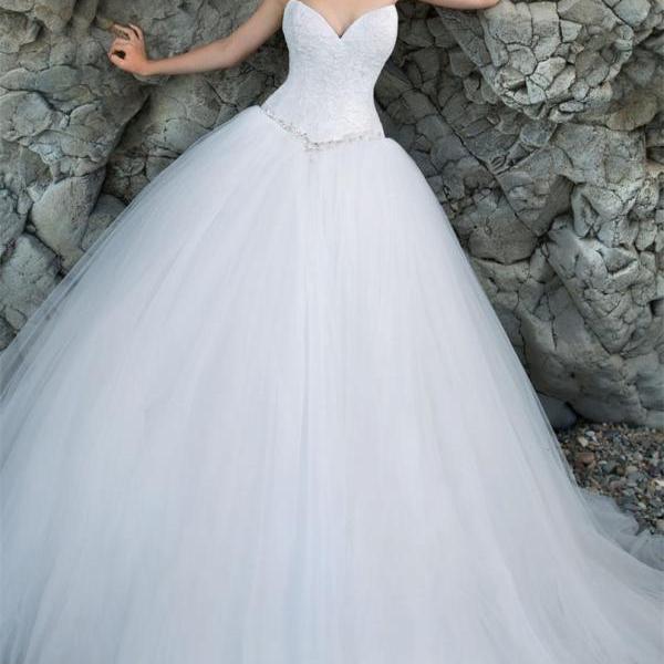 Lace Sweetheart Floor Length Tulle Wedding Gown Featuring Beaded